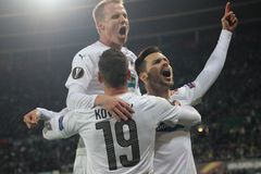 České kluby stagnují. Naději ale dává nevídaná nizozemská bída