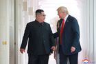 Trump se hádá s demokraty i novináři o summit s Kimem. Média označil za největší nebezpečí USA