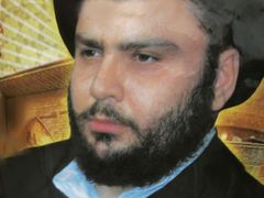 Šíitský klerik Muktada Sadr vyzval po podpisu smlouvy o přítomnosti jednotek USA k třídennímu smutku