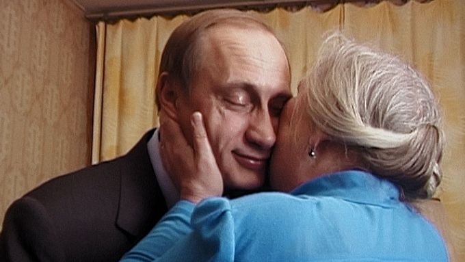 Film Svědkové Putinovi promítají česká kina od uplynulého čtvrtka.