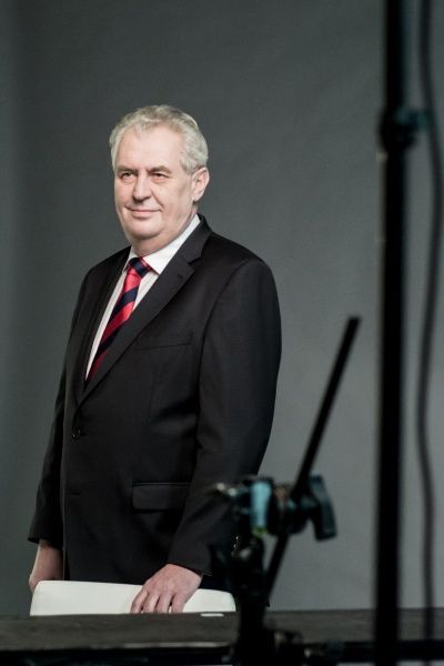 Focení oficiálního portrétu Miloše Zemana