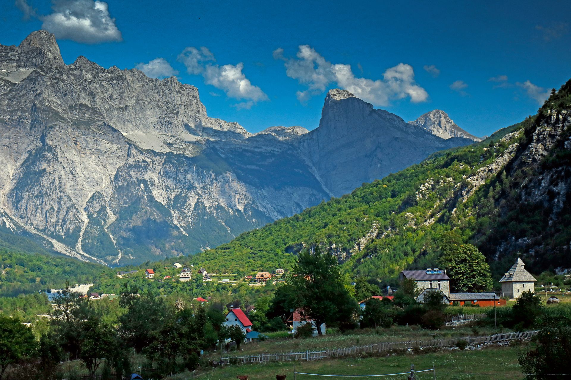 Drsná krása Albánie