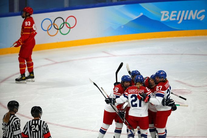 Češky slaví gól v zápase Česko - Čína na ZOH 2022