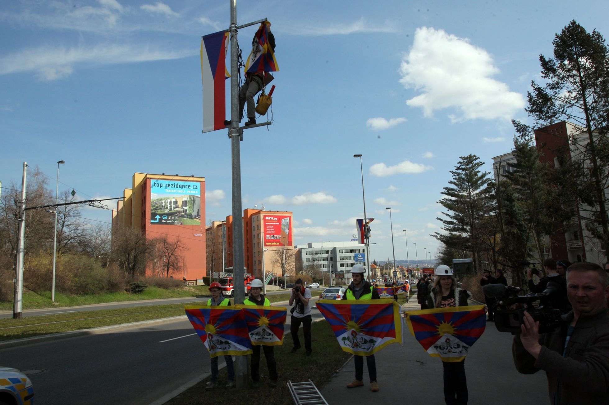 Tibetské vlajky na Evropské