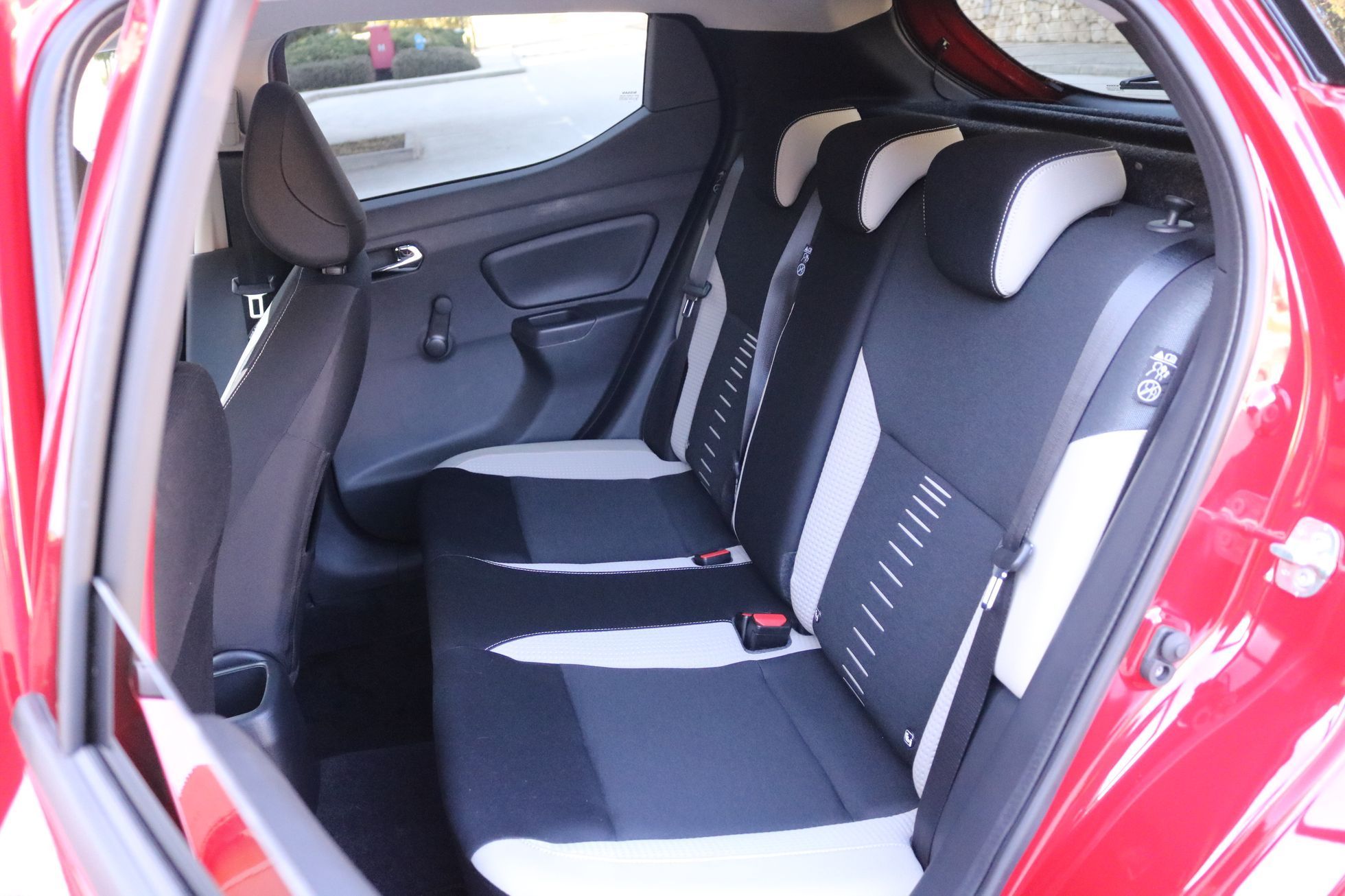 Nissan Micra páté generace