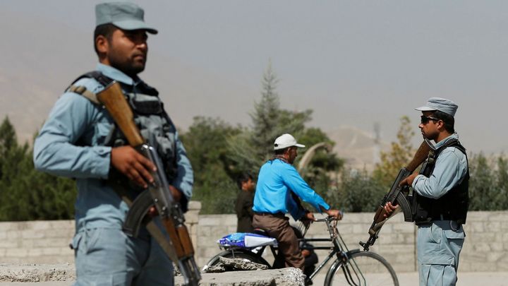 Při útoku na afghánského politika zahynulo 20 lidí. kandidát na viceprezidenta přežil