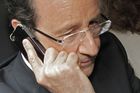 Superdaň pro nejbohatší? Hollande narazil na ústavu