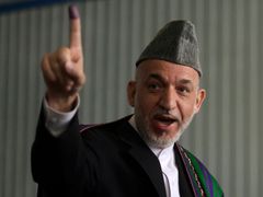 Zda současný prezident Hamíd Karzáí obhájí svůj post, není v tuto chvíli jisté