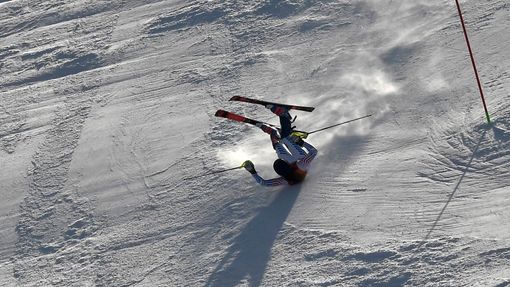Resi Stieglerová z USA v prvním kole slalomu