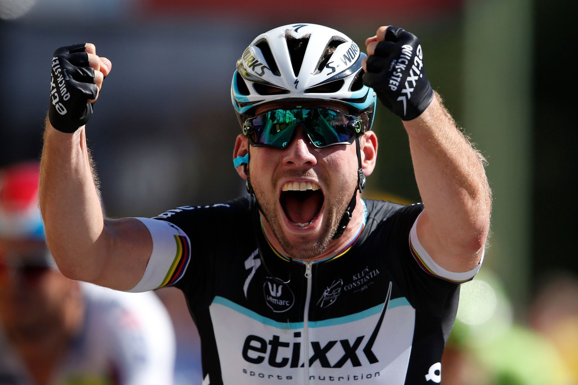 Mark Cavendish slaví vítězství v 7. etapě Tour de France 2015