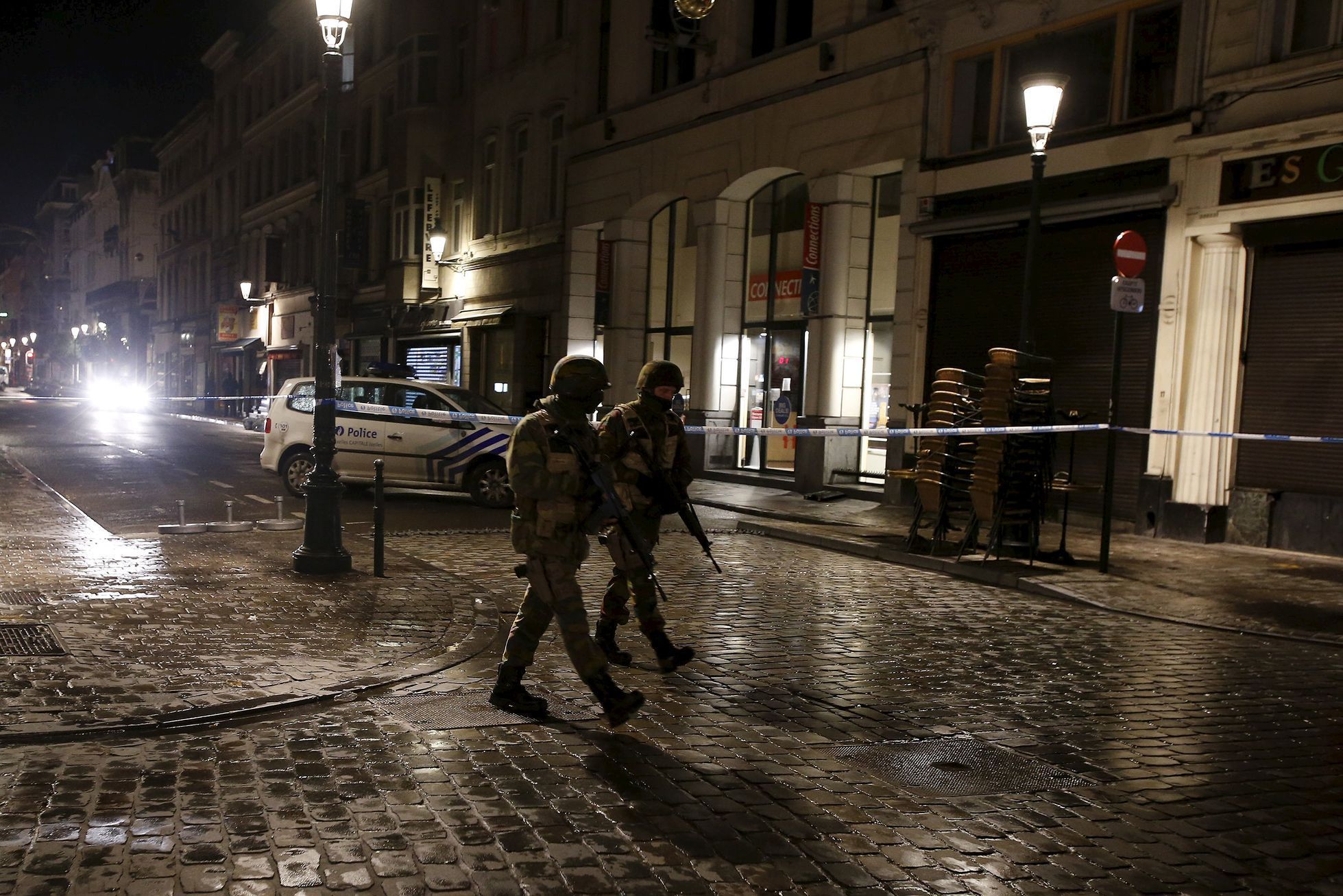 Hlídka belgických policistů v Bruselu