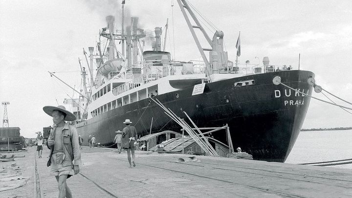 Zkáza české námořní flotily začala před čtvrt stoletím. Lodě končily na šrotištích