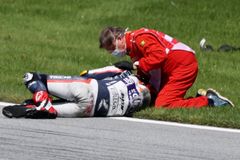 V Moto2 vyděsil šílený pád. V Rakousku měl obrovské štěstí i Rossi