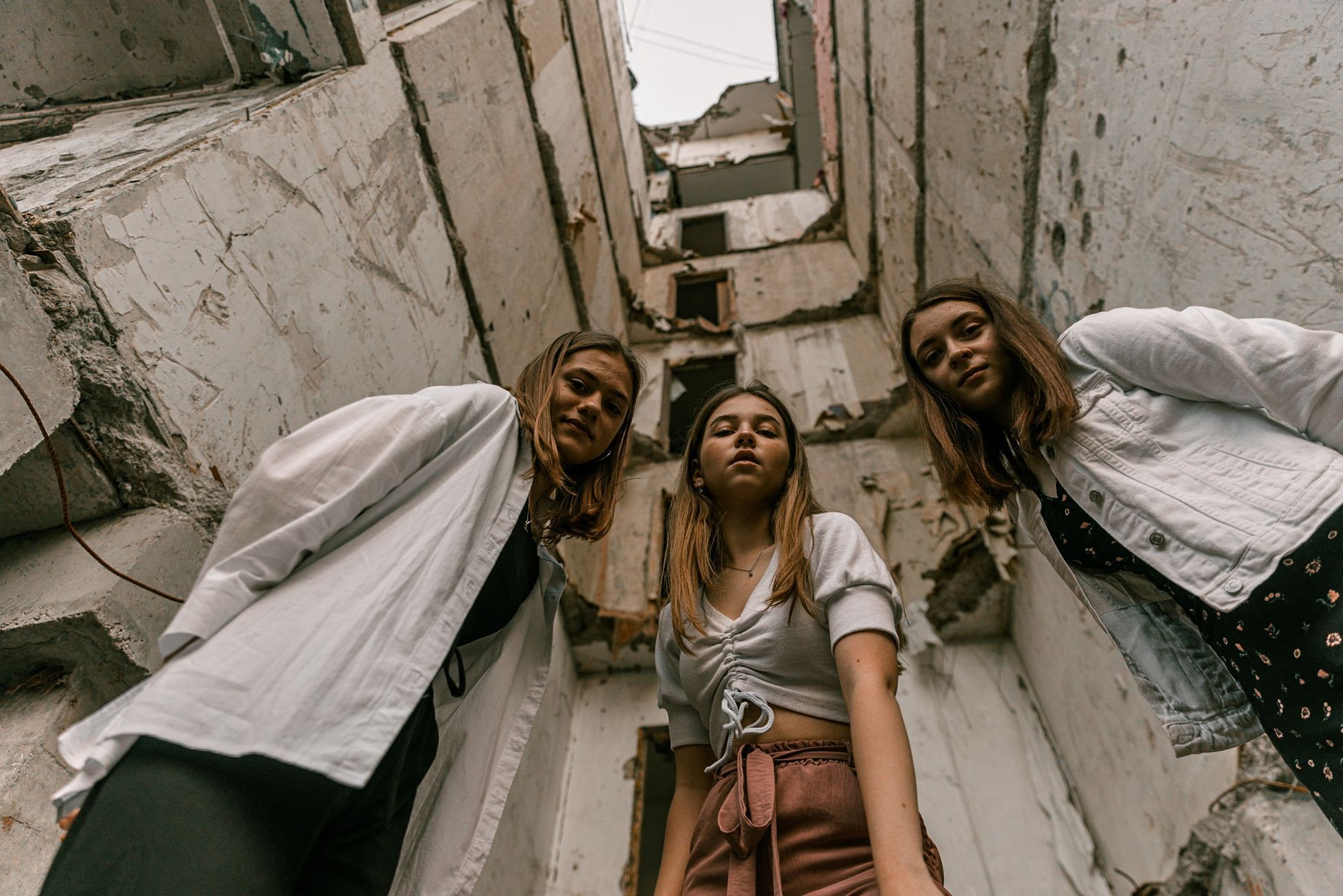 ukrajina invaze tablo středoškoláci fotografie maturita