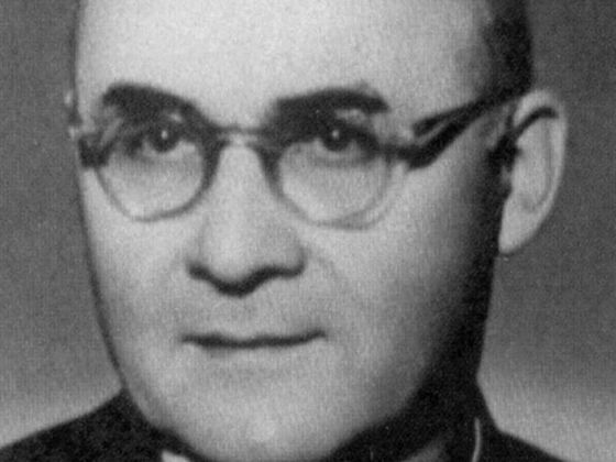 Farář František Samek v Nehvizdech. První osoba, se kterou se Gabčík s Kubišem setkali na půdě vlasti.