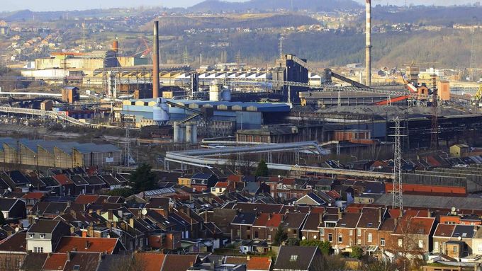 Foto: Bitva s Mittalem. Oceláři z Belgie se nesmířili s vyhazovy