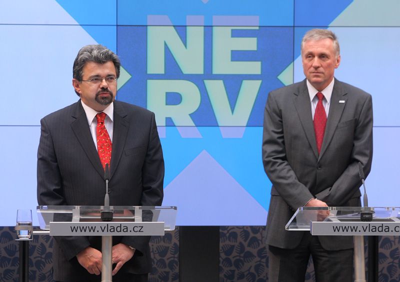 Topolánkův tým na boj proti krizi - NERV