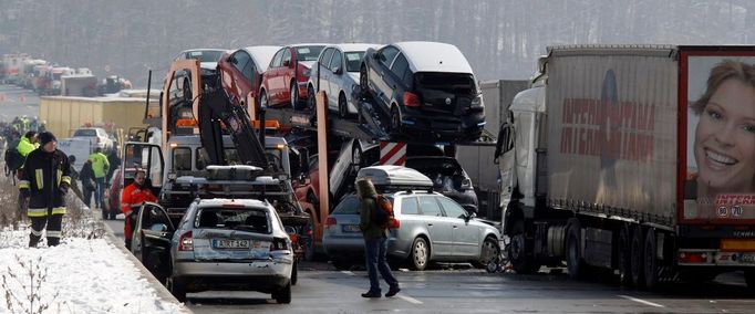 Dálnice musela býz na několik hodin uzavřena v obou směrech