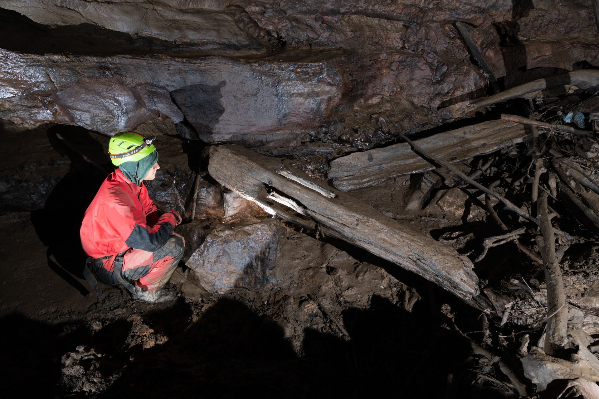 Petr Šimon Janíček: čeští speleologové zkoumají slovinskou jeskyni Kačna jama
