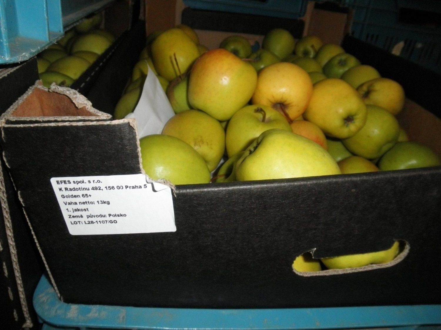 SZPI jablka pesticid propargit