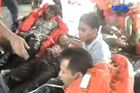 Video: Potopený trajekt v Indonésii