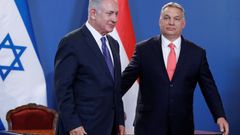 Benjamin Netanjahu a Viktor Orbán, červenec 2017