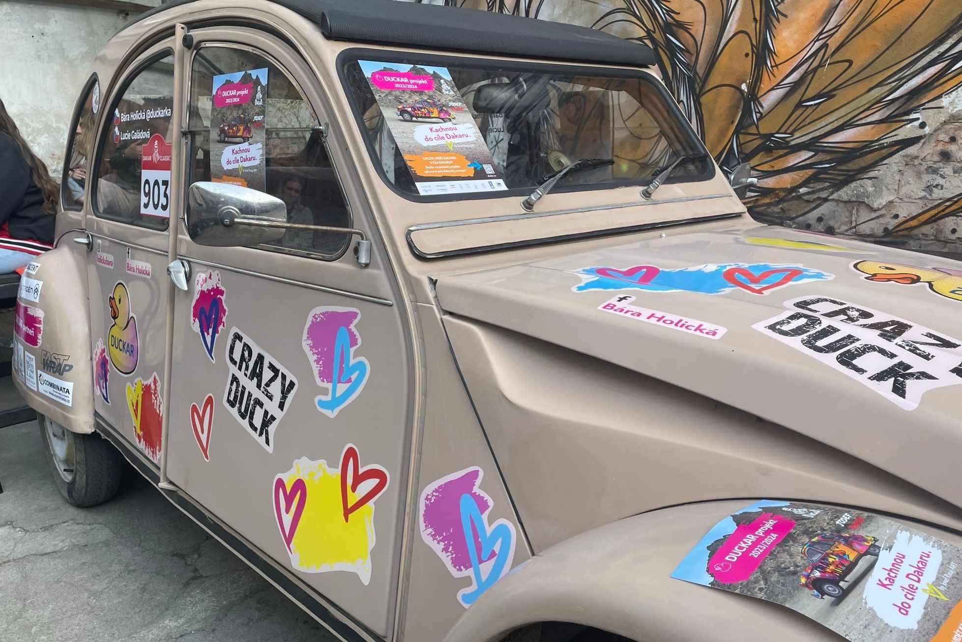Citroën Kachna "Duckar" závodnice Bára Holická Dakar Classic