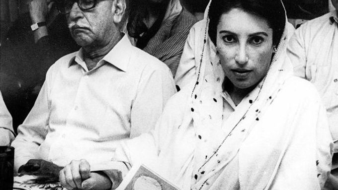 Benazír Bhuttová: Od začátků až po hořký konec
