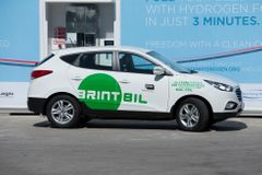 První vozy Hyundai Fuel Cell mají nové majitele