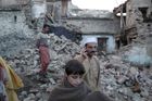 Mrtvých po zemětřesení pod Hindúkušem přibývá, už jich je přes 300