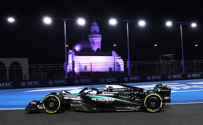 George Russell, Mercedes ve VC Saúdské Arábie F1 2025