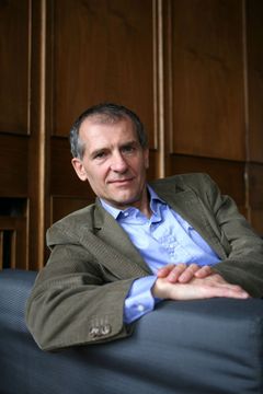 Spisovatel Jan Faktor v roce 2010 při návštěvě Prahy.