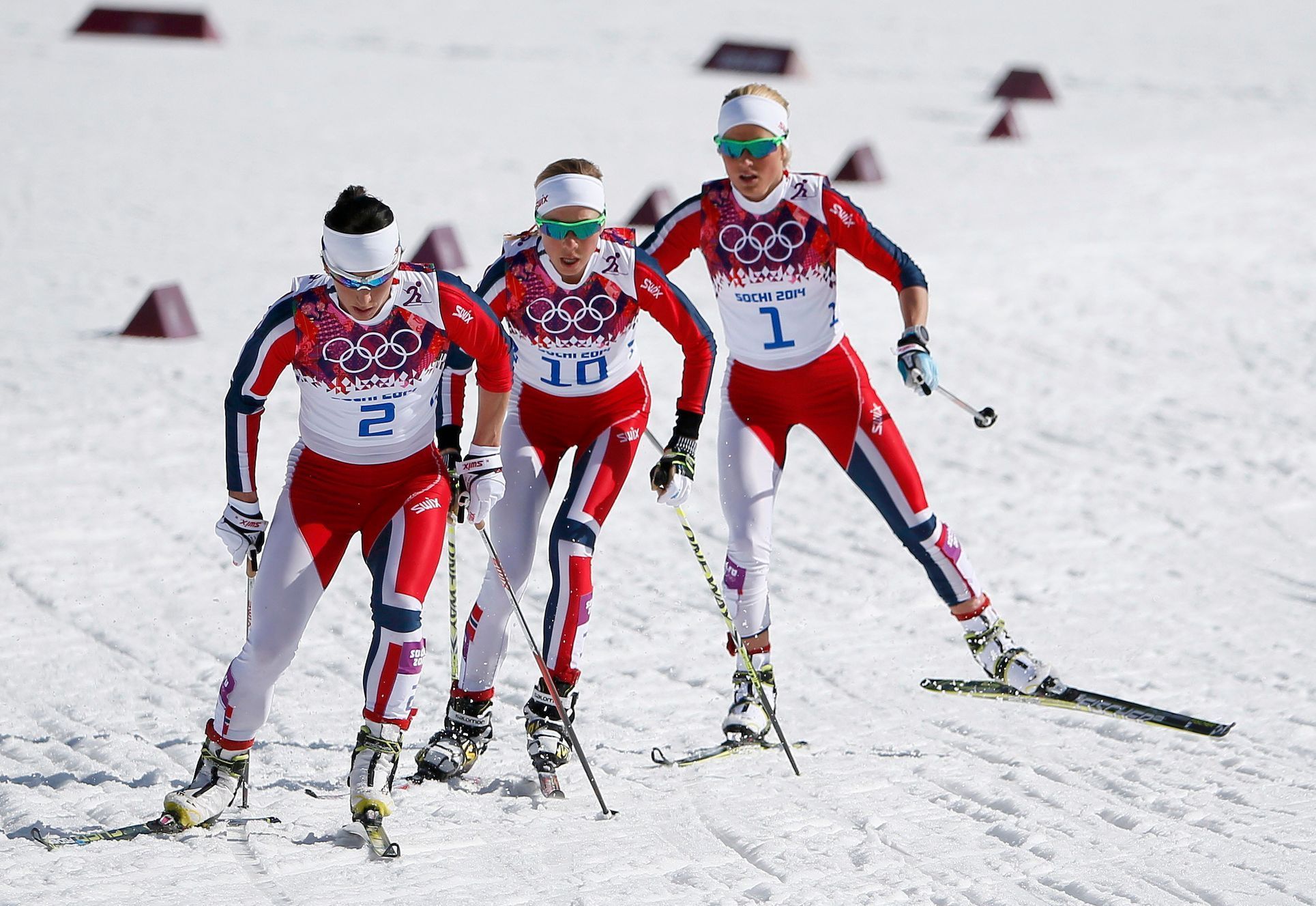 Soči 2014, 30 km Ž: Marit Björgenová (2), Kristin Störmerová-Steiraová (10) a Therese Johaugová