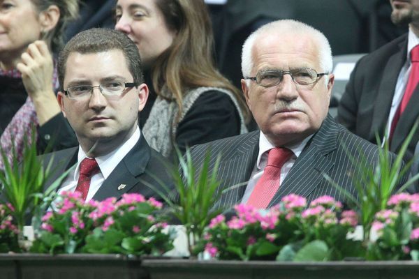 Tenis - Davisův pohar - celebrity - Klaus