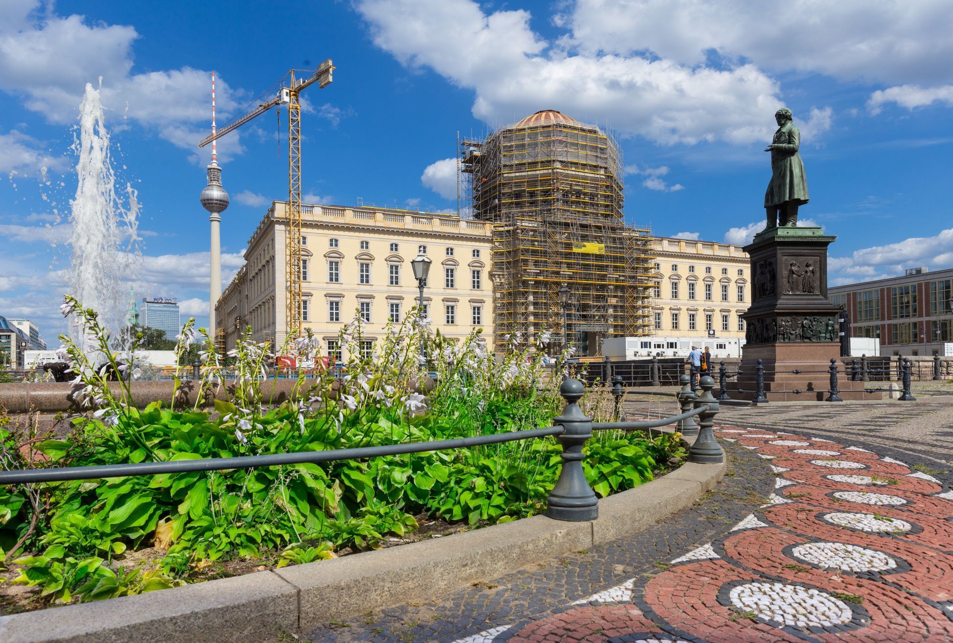 Nově vybudovaný městský zámek v Berlíně, někdejší sídlo císaře, budoucí galerie.
