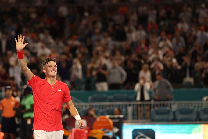 Jakub Menšík - Novak Djokovič, finále Miami 2025