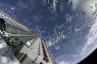 Nová nebeská show. Na obloze hoří satelity Starlink a bude jich přibývat