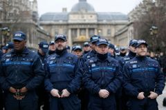 Vraha z Charlie Hebdo pohřbili do neoznačeného hrobu