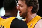 Lakers v prodloužení ukončili dlouhou sérii porážek