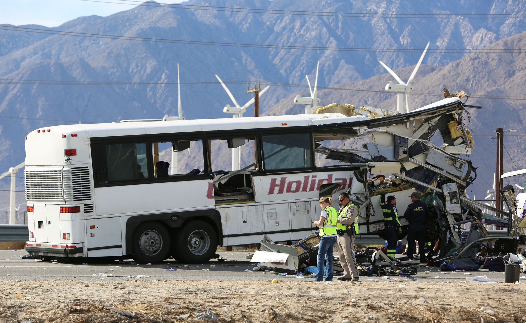 Havárie autobusu v Kalifornii