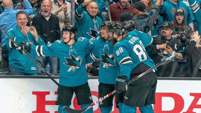 San Jose Sharks slaví výhru v play off NHL 2019