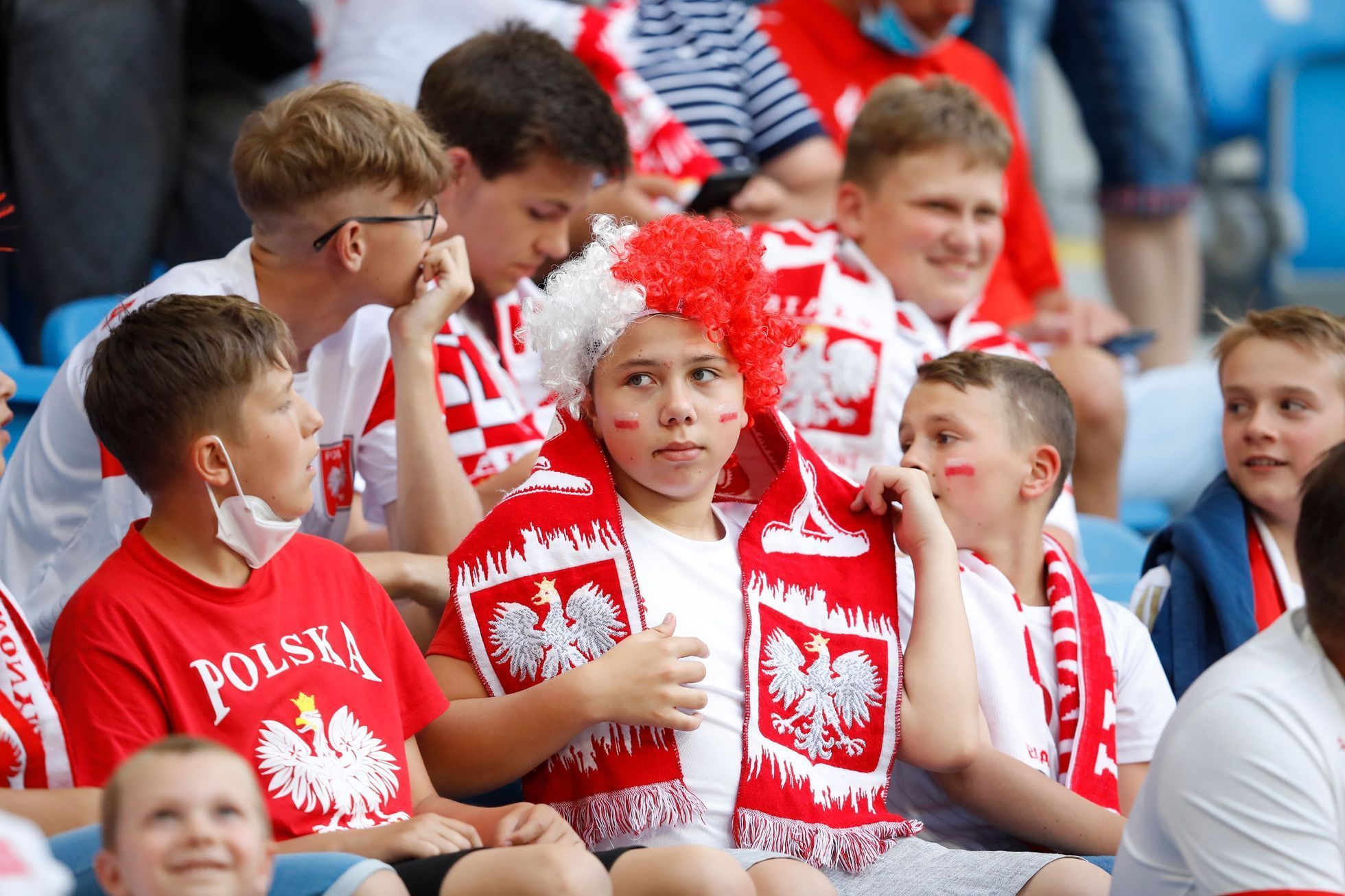 Polští fanoušci v hledišti na přípravném zápase s Islandem před před mistrovstvím Evropy