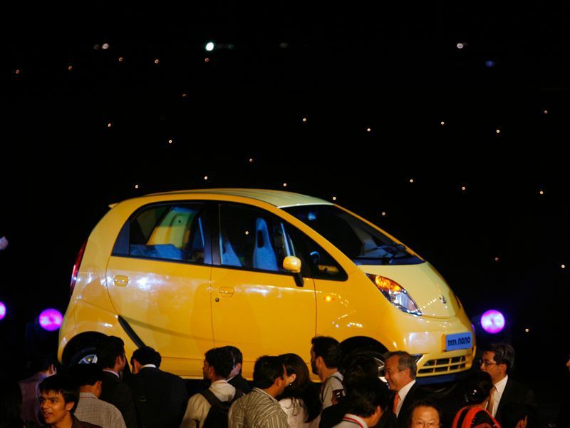 Nano - nejlevnější auto světa