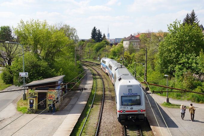 Železniční zastávka Praha-Strašnice zast.