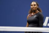Serena Williamsová oslavila ve středu 37. narozeniny. Prohlédněte si, jak šel čas s americkou tenisovou hvězdou.