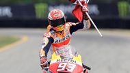 Lídr šampionátu Marc Marquez tak dostane velmi silného konkurenta. O tom, že se v boxech Hondy bude nacházet velmi třaskavá směs, napovídá start nedávné GP Aragonie. Lorenzo ze svého pádu obvinil právě budoucího týmového parťáka.