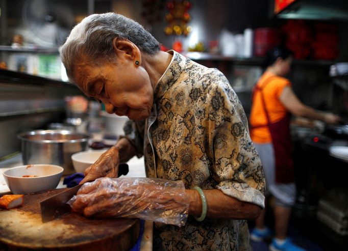 Leong Yuet Meng, Singapur