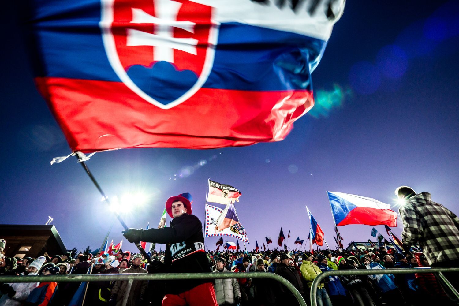 Biatlon, SP NMNM, smíšená štafeta: slovenští fanoušci