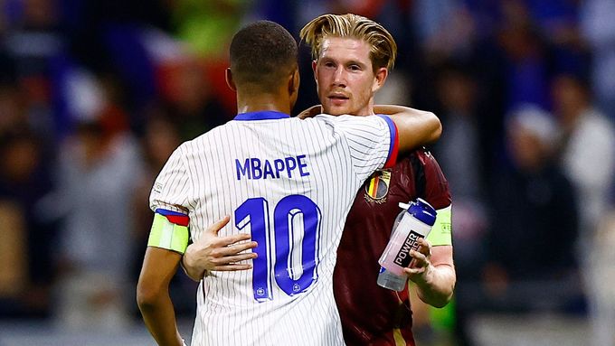 Kylian Mbappé a Kevin de Bruyne.