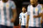 Messi hraje s bandou oslů. Argentinci jsou po bezgólové ostudě s Peru pod palbou fanoušků i médií